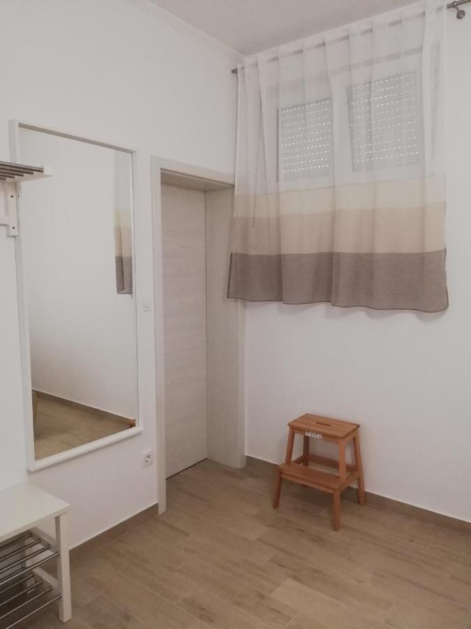 Apartments Tinjarosa Mundanije Zewnętrze zdjęcie